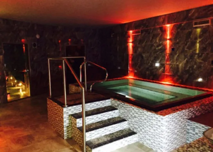 Holly Lodge Guest House With Free Off Site Health Club Windermere