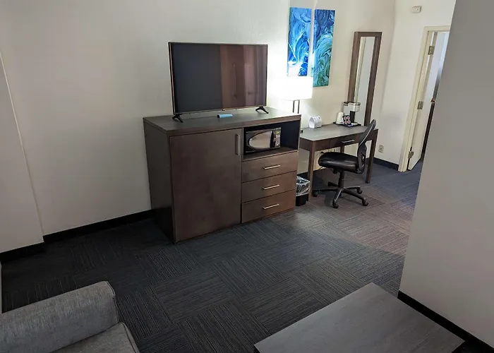Best Western Plus Toronto Airport Hotel Mississauga