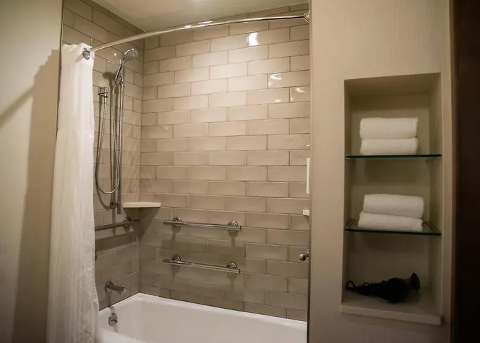 The Ingleside Hotel Waukesha