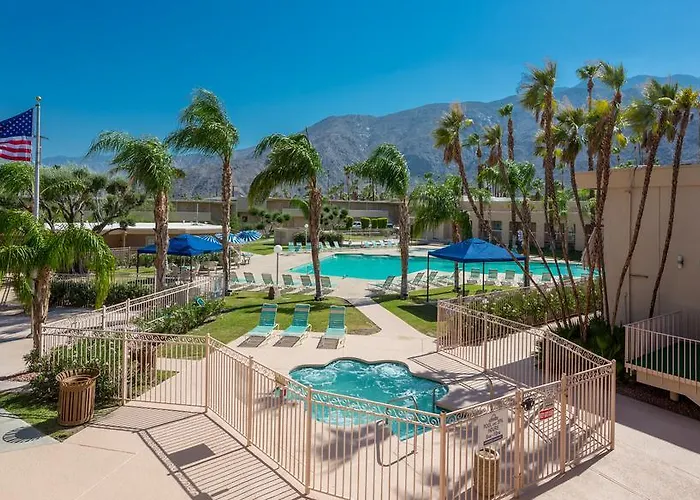 Days Inn By Wyndham Palm Springs