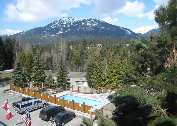 Tantalus Resort Lodge Whistler