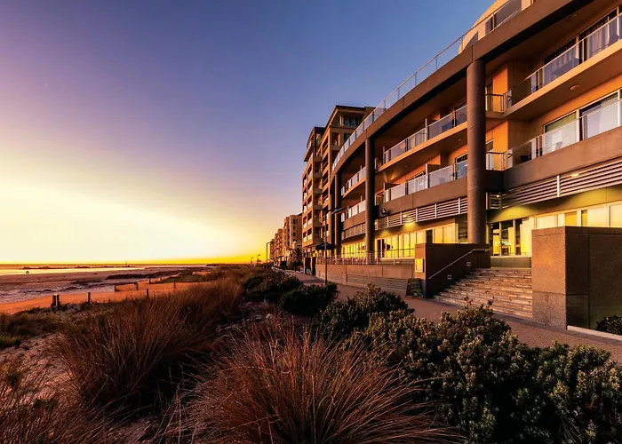 Oaks Glenelg Plaza Pier Suites Adelaide