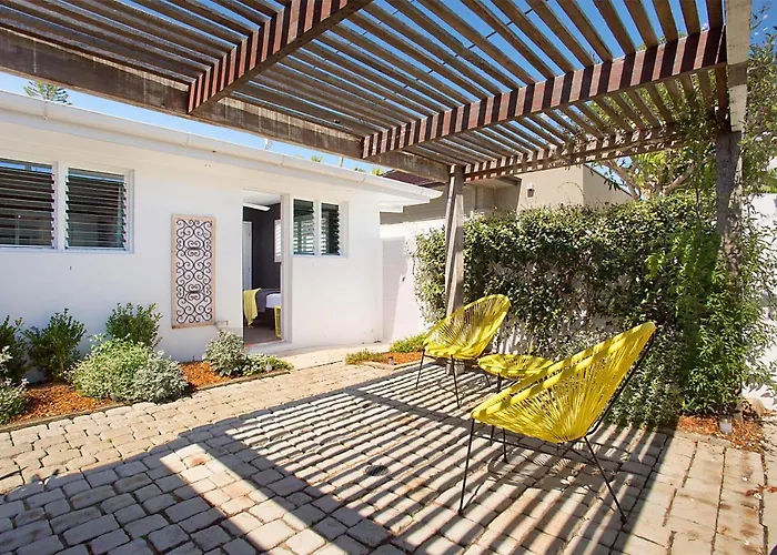 Coastal Elegance Villa Gold Coast