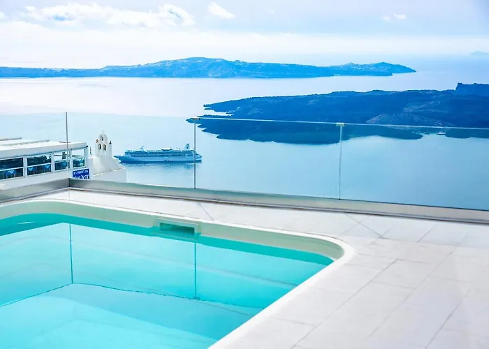 Pearl On The Cliff Hotel & Suites By Pearl Hotel Collection Fira 