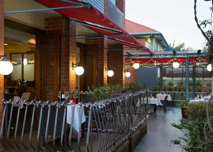 Ramada By Wyndham Brisbane Windsor Hotel