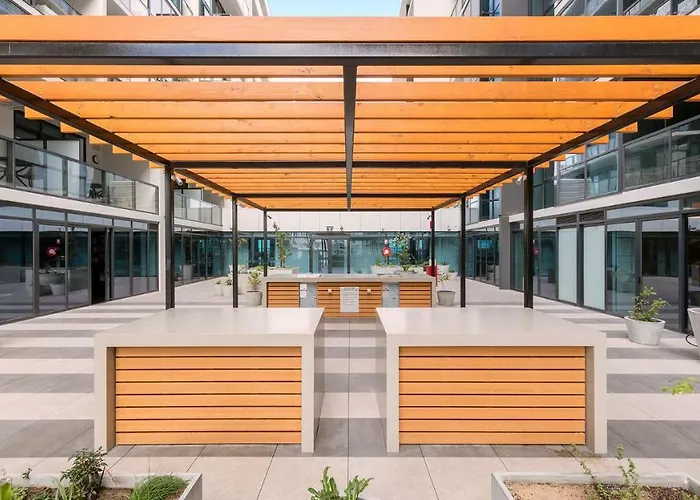 Avani Adelaide Residences